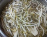 簡単☆もやしタップリ中華スープ(^^)作り方4写真
