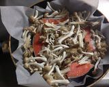 鮭とキノコのフライパン蒸し焼き作り方3写真