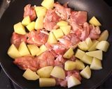 m簡単！鶏とじゃが芋のフォンデュソース作り方3写真