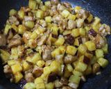 さつまいもと鶏肉の豆板醤炒め♪作り方6写真