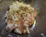 鶏ミンチ＋塩麹deれんこんハンバーグ作り方1写真