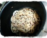 おかかたっぷり!れんこんと豚肉のきんぴら作り方4写真