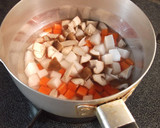 たっぷり野菜のおでん風トマトスープ作り方1写真