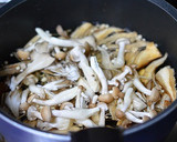 簡単！冷凍うどんで牛ときのこの汁つけ麺作り方2写真