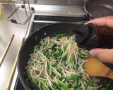 にらもやし炒め　ふわトロたまごを載せて作り方8写真