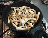 圧力鍋で、絶品鶏手羽元のトマトスープ作り方11写真