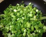 大根の葉味噌炒め作り方1写真