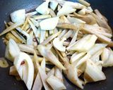 たっぷり根菜とチーズのパスタ♪作り方2写真