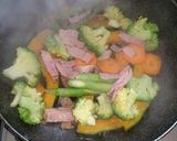 レンジで簡単⭐緑黄色野菜のバター蒸し作り方7写真