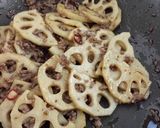 蓮根と牛みんちの炒り煮!作り方6写真