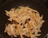 鶏胸肉とレンコン・小松菜のゆず胡椒炒め作り方4写真