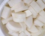 お袋の味☆絶品大根とシーチキンの煮物☆作り方1写真