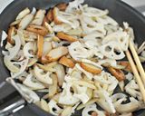 さつま揚げと根菜のたっぷり葱生姜きんぴら作り方4写真