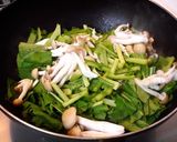 ★カブの葉＆しめじで簡単和風パスタ作り方3写真