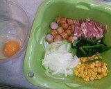 給食★ふわふわ卵とウインナーのスープ作り方4写真