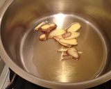 胡麻油と生姜でぽかぽか鶏スープ(麻油鶏)作り方2写真