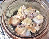 塩麹ハーブ鶏のスープ煮込み♪作り方3写真