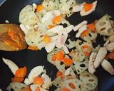 新鮮！蓮根と鶏肉のレモンガーリック炒め作り方3写真