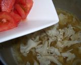 花びら茸とトマトのかき玉スープ作り方3写真