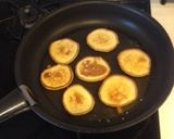 忙しい朝にも！片手でつまめるパンケーキ♪作り方4写真