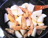 鶏のスペアリブで作る飴色手羽大根作り方4写真