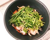 子供も大好物♡甘めのニラモツ丼作り方3写真