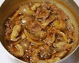 コラーゲンたっぷり♪トロトロ甘辛牛すじ丼作り方3写真