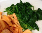 ほうれん草と柿の胡麻和え作り方1写真