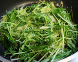 一人暮らしを応援パッとサッと水菜の卵とじ作り方2写真