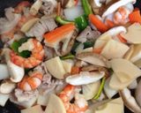 ラーメンスープの素で八宝菜作り方3写真