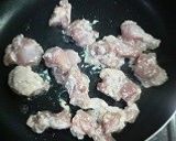 塩麹　鶏肉ときのこの炒め物作り方3写真