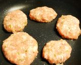 お弁当に☆明太子と蓮根入りの焼きつくね作り方2写真