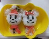 雪ダルマミッキーサンタのキャラ弁作り方9写真