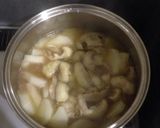 鶏皮と大根と人参の煮付け作り方2写真