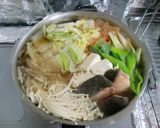 ★簡単！我が家の＊鮭のお鍋＊お醤油味♪作り方3写真