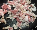簡単 豚肉と卵のお好み焼ソースかけ作り方2写真
