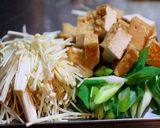 厚揚げのエノキとネギの胡麻味噌炒め作り方1写真