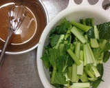 簡単☆小松菜と挽き肉の中華風味噌炒め作り方1写真