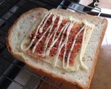 明太子風チーズトースト！作り方1写真