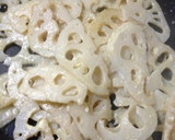 超 簡単☆蓮根のアンチョビマヨ炒め！作り方2写真