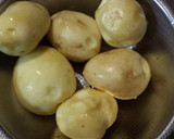 豚軟骨と新じゃがの煮物作り方3写真