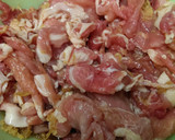 大根おろしでヘルシー！豚こまの生姜焼き作り方1写真