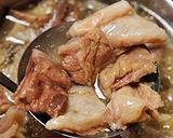 コラーゲンたっぷり♪トロトロ甘辛牛すじ丼作り方1写真