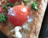 オリーブ新漬けとトマトと胡桃のトースト作り方7写真