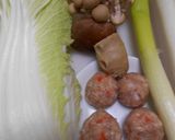 鶏肉団子と生姜おろしのスープ鍋作り方1写真
