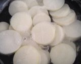 大根とさつま揚げの煮物作り方1写真