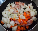 簡単！鶏手羽元と大根の和風カレー煮込み作り方2写真