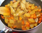 簡単！鶏手羽元と大根の和風カレー煮込み作り方4写真