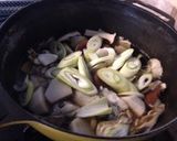 牡蠣と里芋とキノコの白だし煮込み作り方5写真