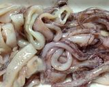 イカとしめじとオリーブの香味炒め♪作り方2写真